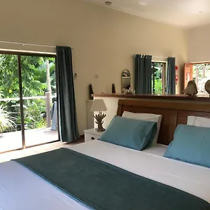 Rock And Palm Self Catering Апартаменты